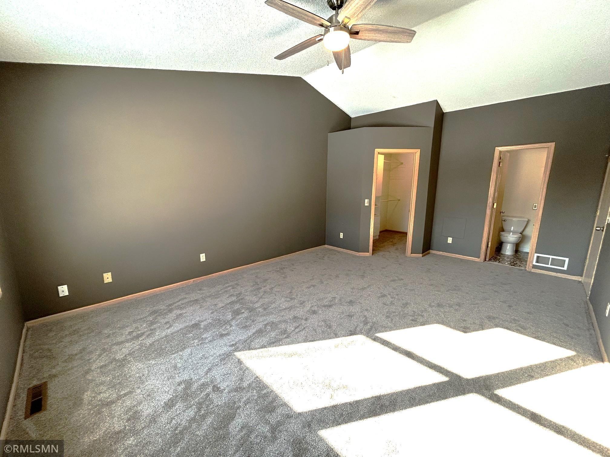 18502 Apple Tree Court Minnetonka, MN 55345 - Photo 18 of 31