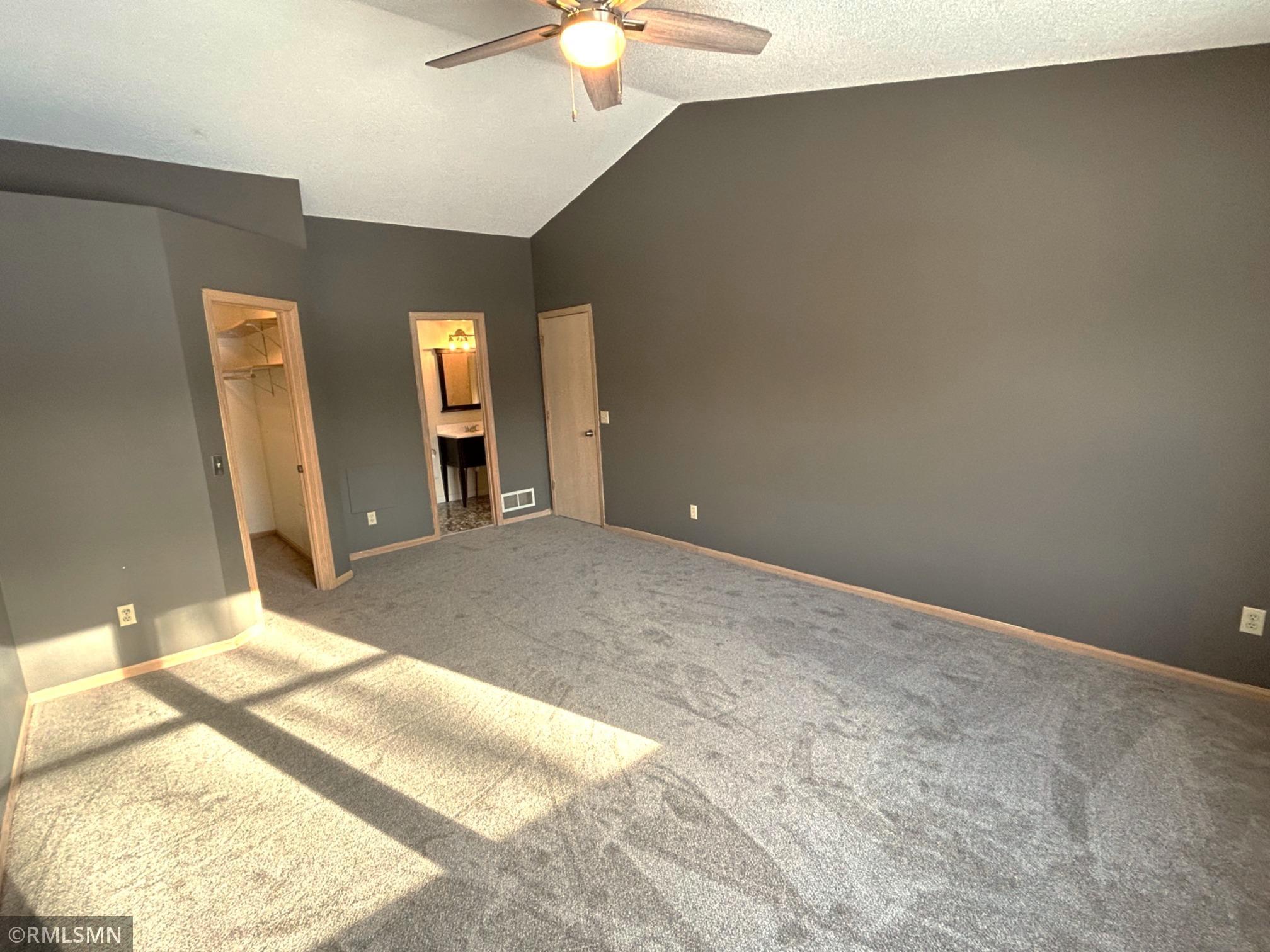 18502 Apple Tree Court Minnetonka, MN 55345 - Photo 19 of 31