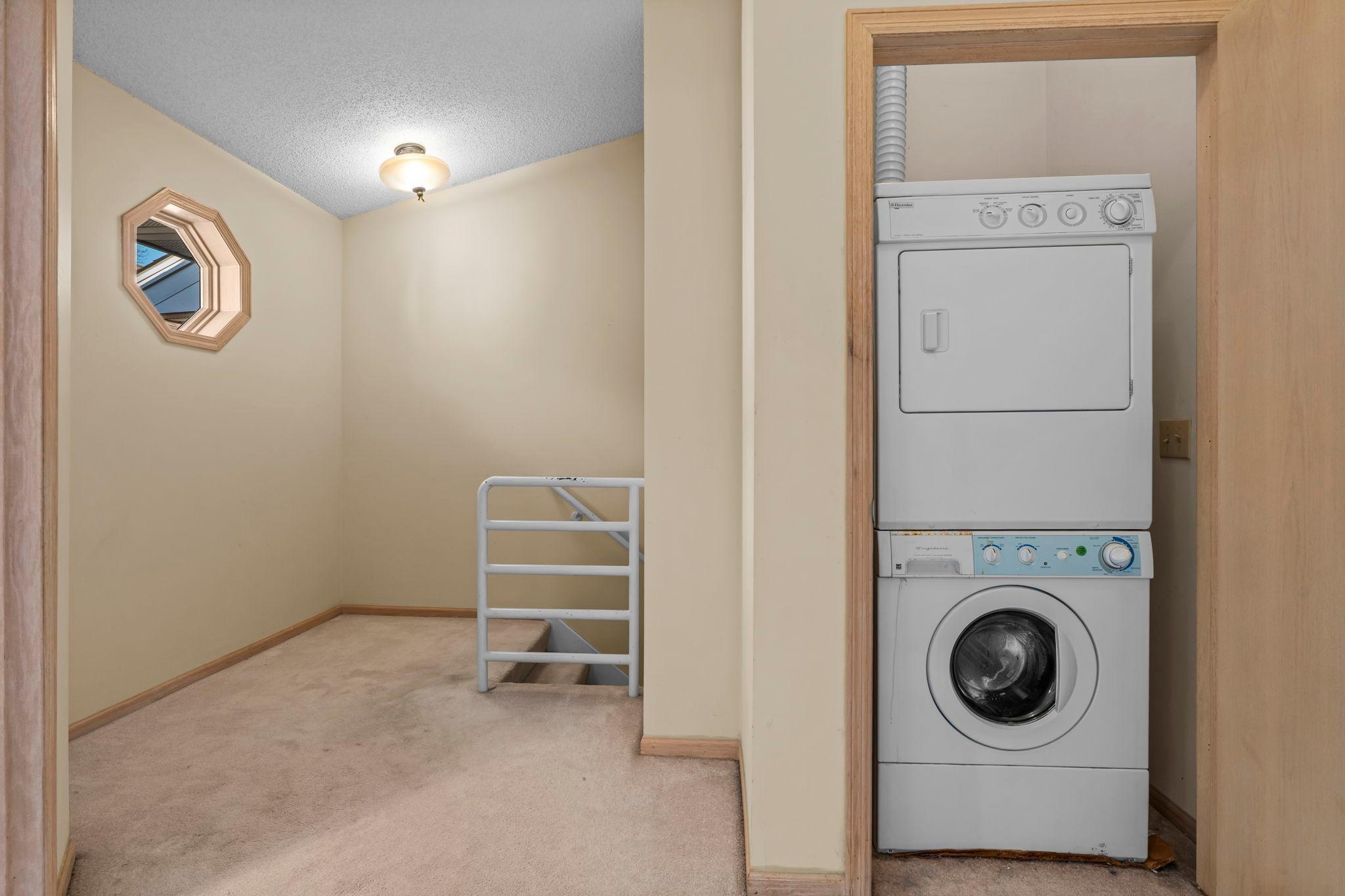 18502 Apple Tree Court Minnetonka, MN 55345 - Photo 24 of 31