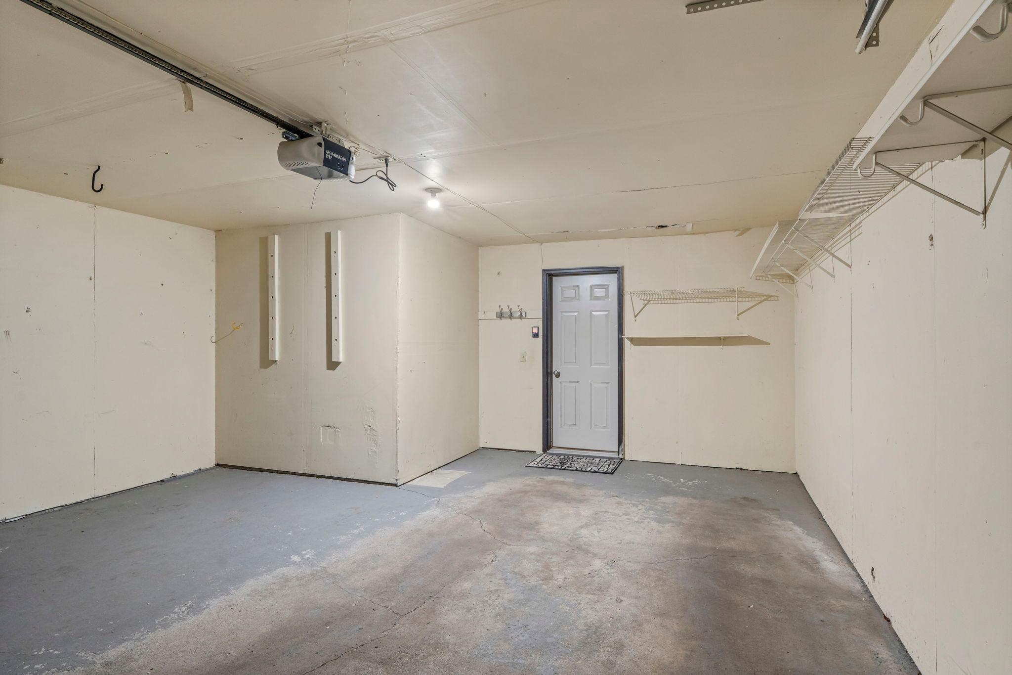 18502 Apple Tree Court Minnetonka, MN 55345 - Photo 28 of 31