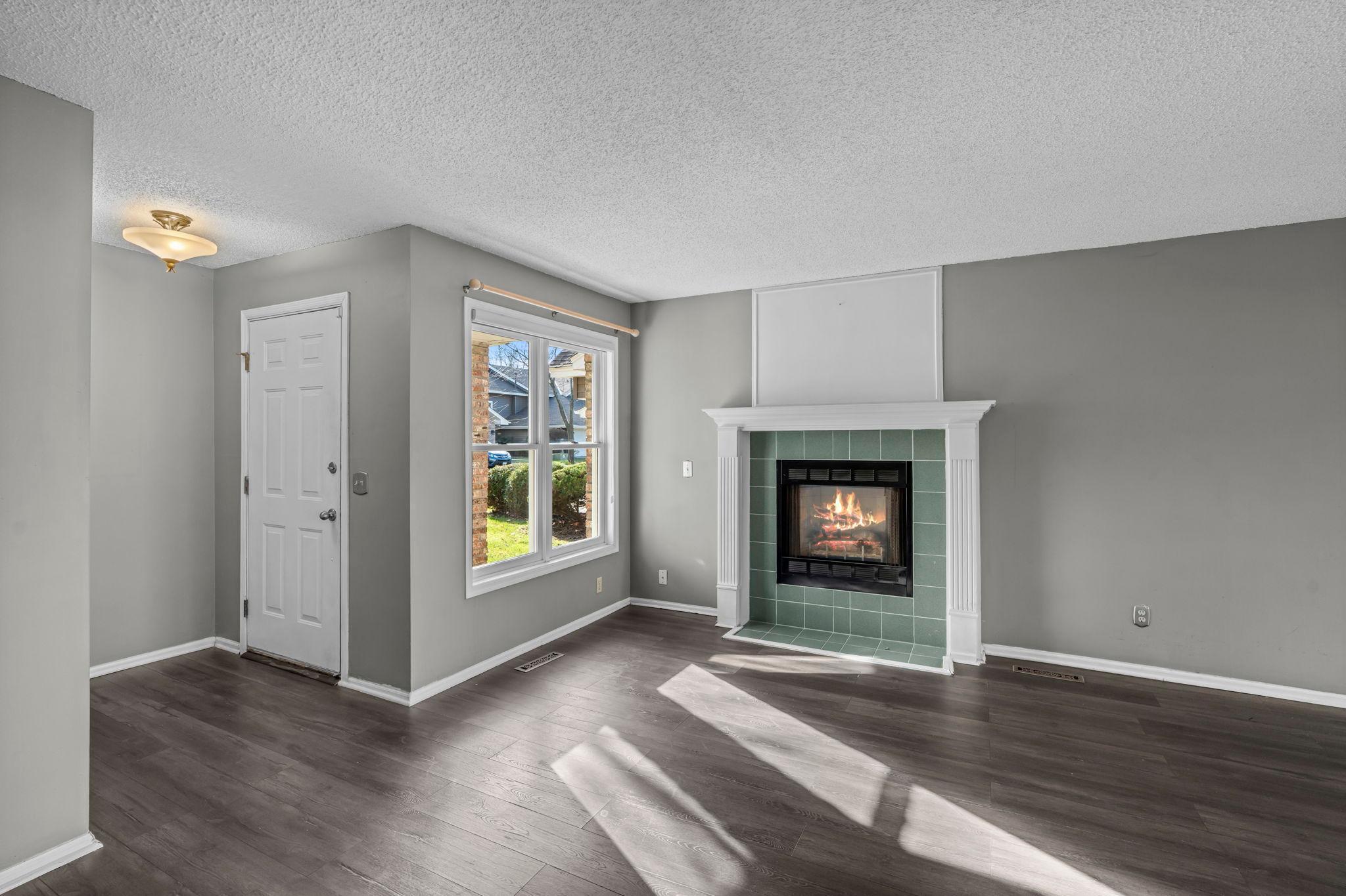 18502 Apple Tree Court Minnetonka, MN 55345 - Photo 5 of 31