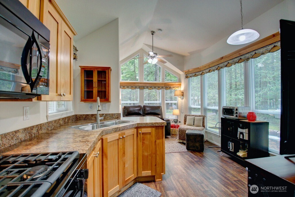 33-2 Wilderness Way Maple Falls, WA 98266 - Photo 11 of 34