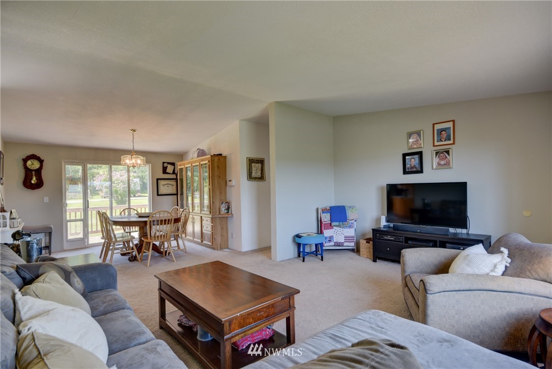 910 Fort Casey Road Coupeville, WA 98239 - Photo 6 of 25 Gallery Image 6