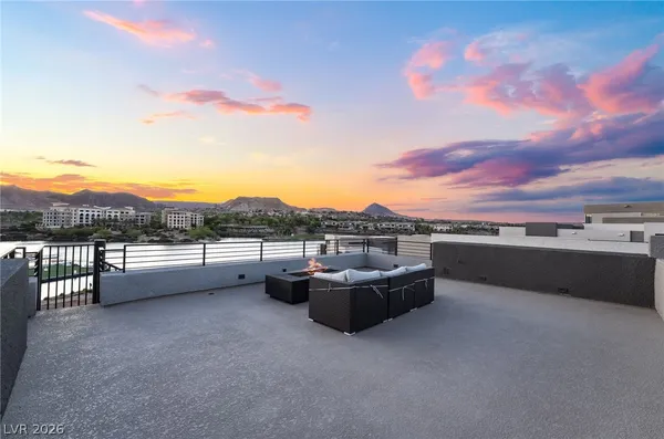 $1,550,000 | 16 Heron Harbour Drive, Henderson, NV 89011