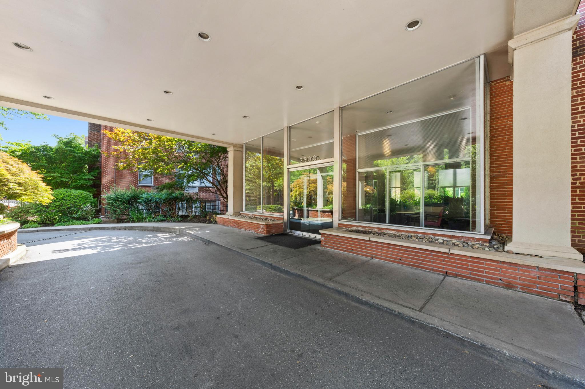 2500 Q Street Northwest, Unit 706 Washington, DC 20007 - Photo 3 of 26
