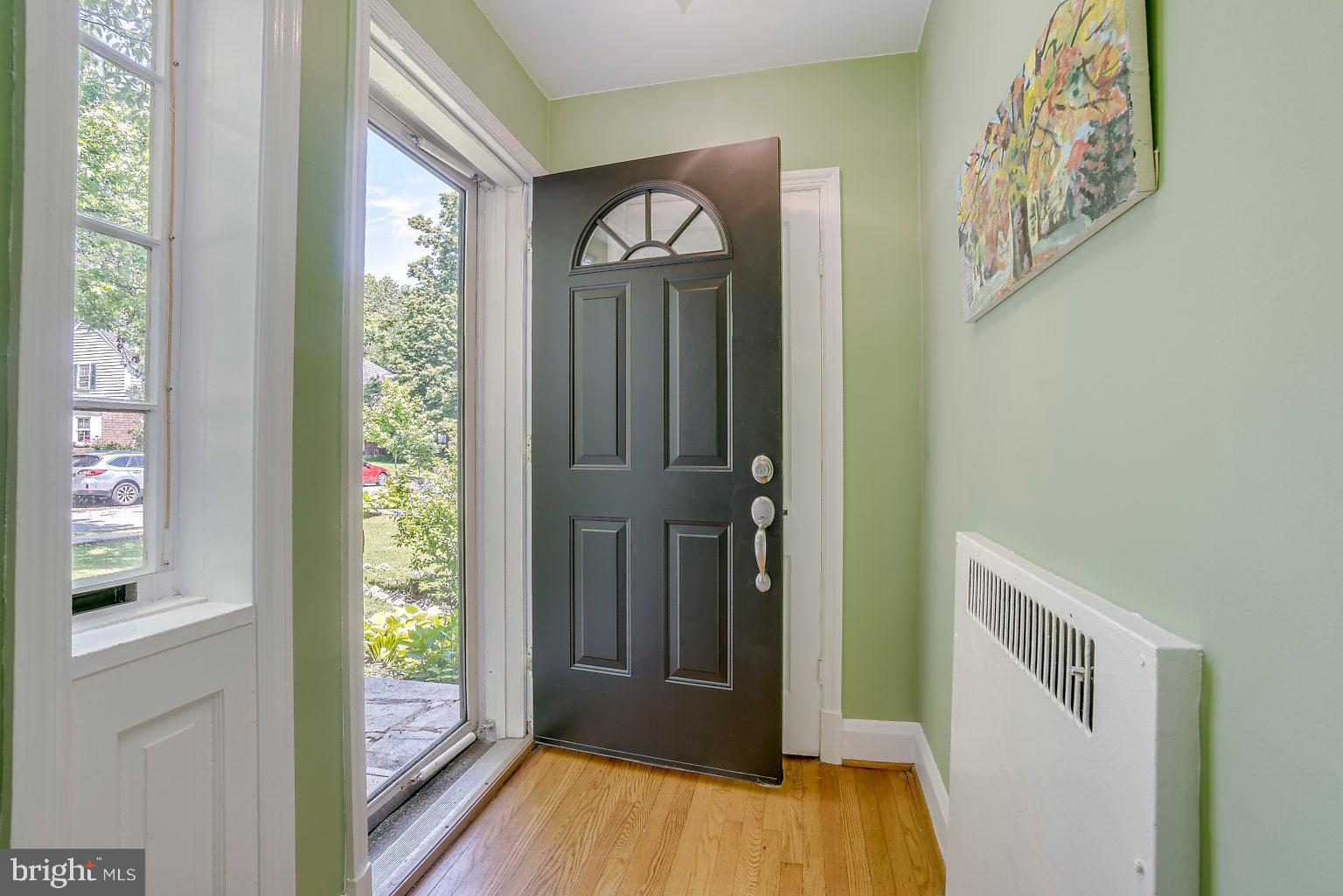 4401 Sedgwick Road Baltimore, MD 21210 - Photo 3 of 53 Foyer with coat closet and mail slot