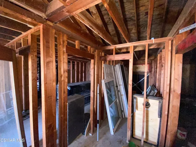 $325,000 | 44132 Munz Ranch Road, Lake Hughes, CA 93532