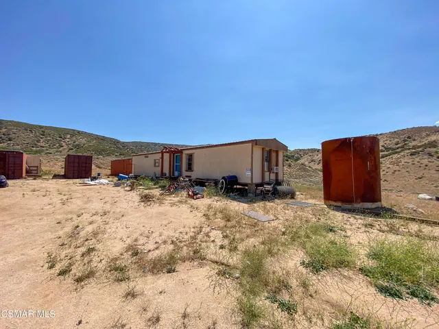 $325,000 | 44132 Munz Ranch Road, Lake Hughes, CA 93532