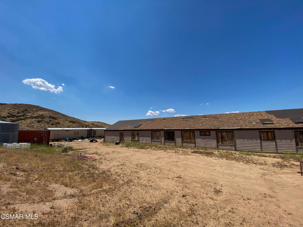 44132 Munz Ranch Road Lake Hughes, CA 93532 - Photo 17 of 25