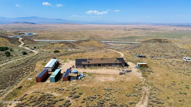 $325,000 | 44132 Munz Ranch Road, Lake Hughes, CA 93532