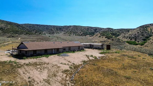 $325,000 | 44132 Munz Ranch Road, Lake Hughes, CA 93532