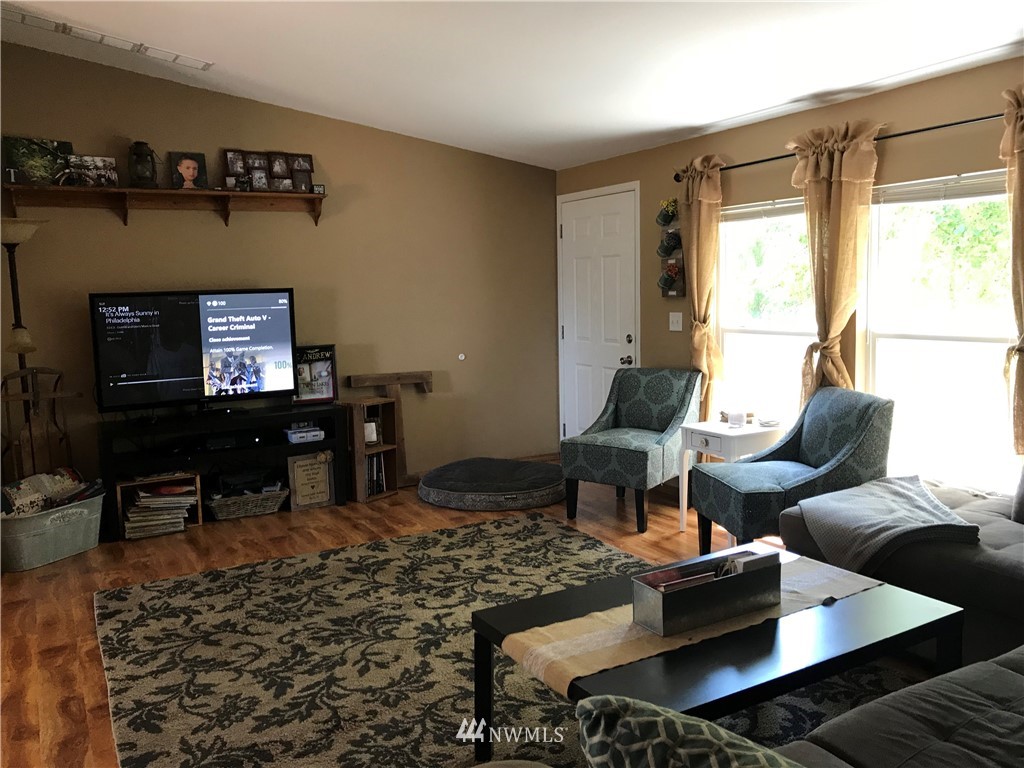 467 West Birnie Slough Road Cathlamet, WA 98612 - Photo 9 of 21 Gallery Image 9