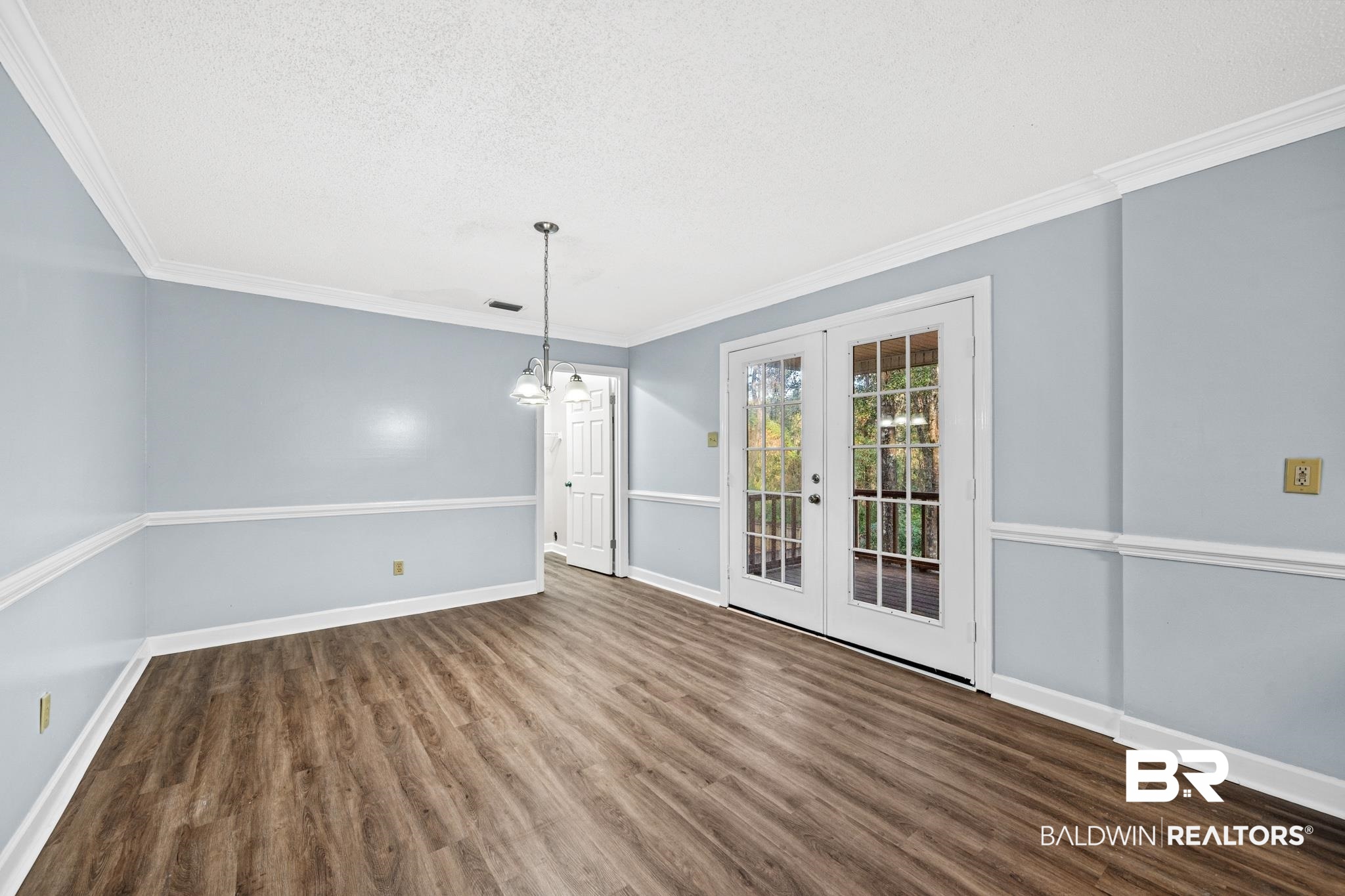 490 Ridgewood Drive Daphne, AL 36526 - Photo 9 of 30