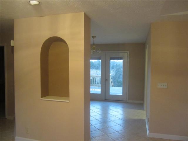 172 Cave Springs Road Lebanon, TN 37087 - Photo 5 of 19 Come in thru the entryway w/nook that opens into both living room & dining room |