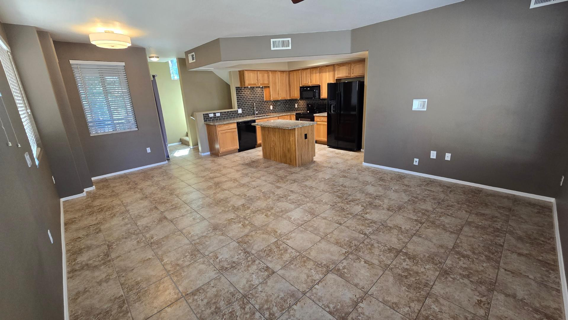 16825 North 14th Street, Unit 21 Phoenix, AZ 85022 - Photo 10 of 22 Photo #10