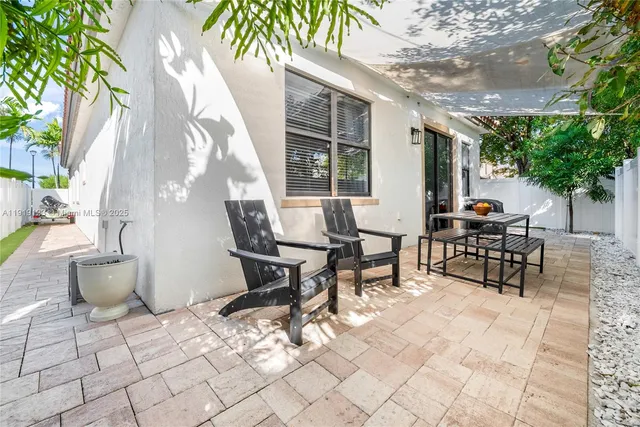 $4,300 | 3550 West 86th Terrace, Unit 3550, Hialeah, FL 33018