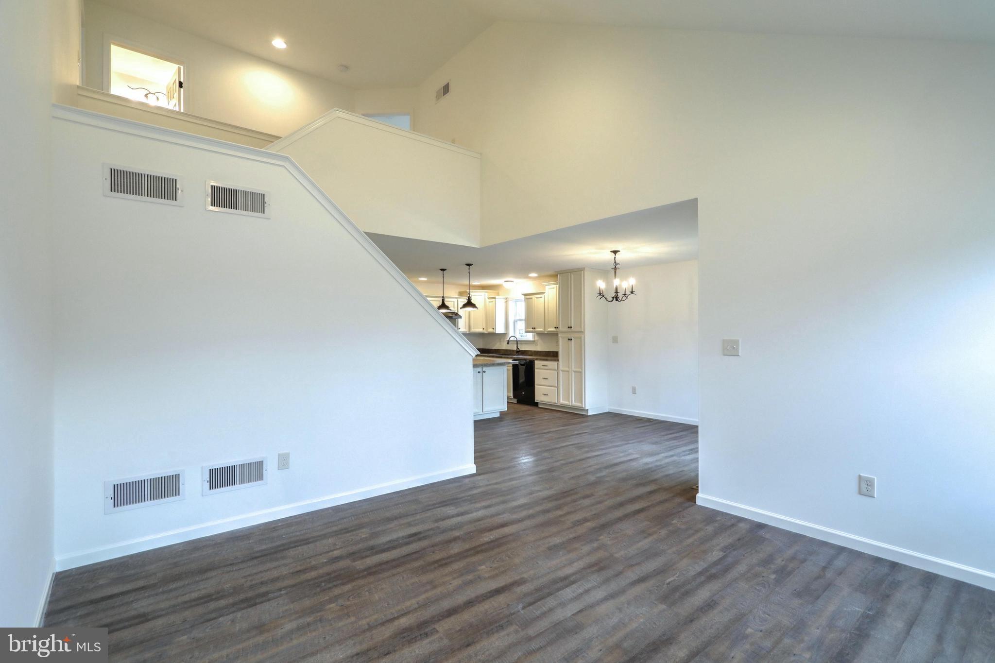 703 Duquesne Road York, PA 17402 - Photo 20 of 36 Gallery Image 20