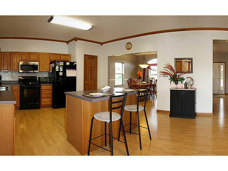 912 Schmitt Road Indianapolis, IN 46239 - Photo 9 of 24