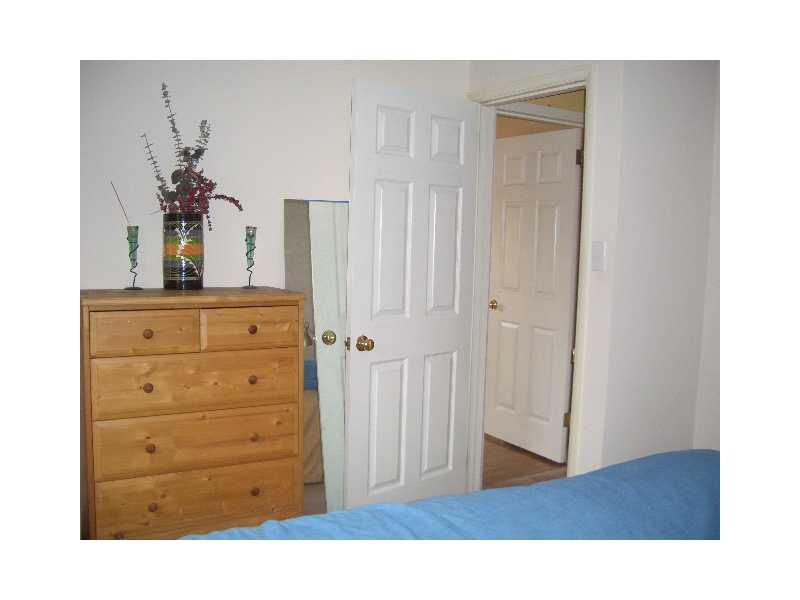 228 Orchard Spring Road Pittsburgh, PA 15220 - Photo 14 of 21 Full Bath.