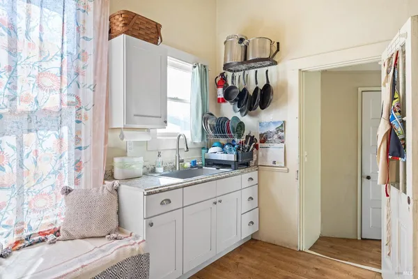 $1,300,000 | 747 3rd Street, Unit A B, Napa, CA 94559