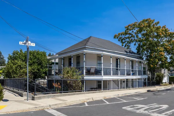 $1,300,000 | 747 3rd Street, Unit A B, Napa, CA 94559