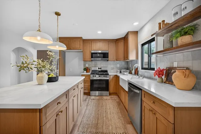 $689,000 | 247 Cedar Street, Roseville, CA 95678