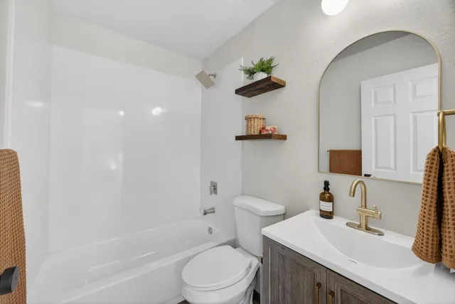 $689,000 | 247 Cedar Street, Roseville, CA 95678