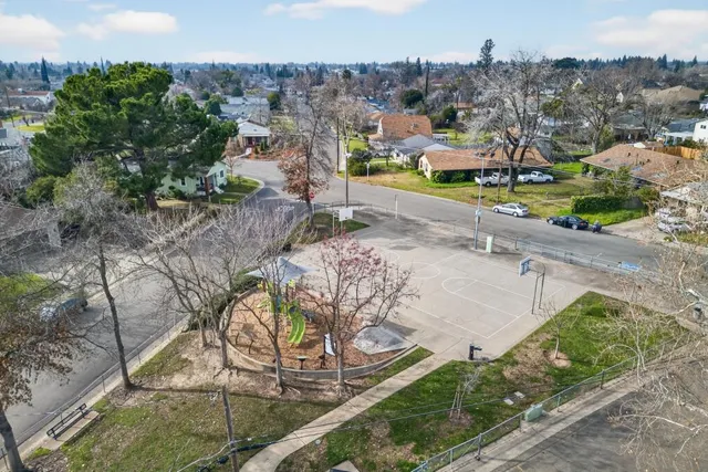 $689,000 | 247 Cedar Street, Roseville, CA 95678