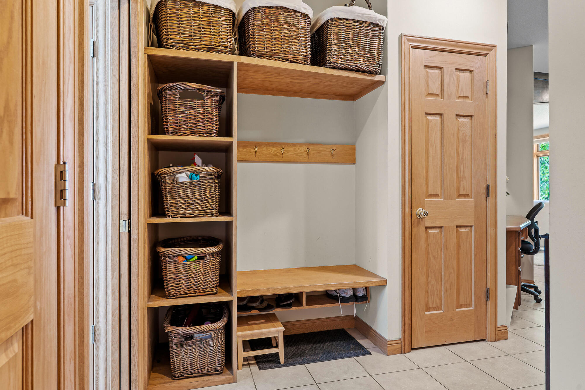 N5295 North Innsbruck Road Onalaska, WI 54650 - Photo 24 of 51 Mudroom just off garage Entry