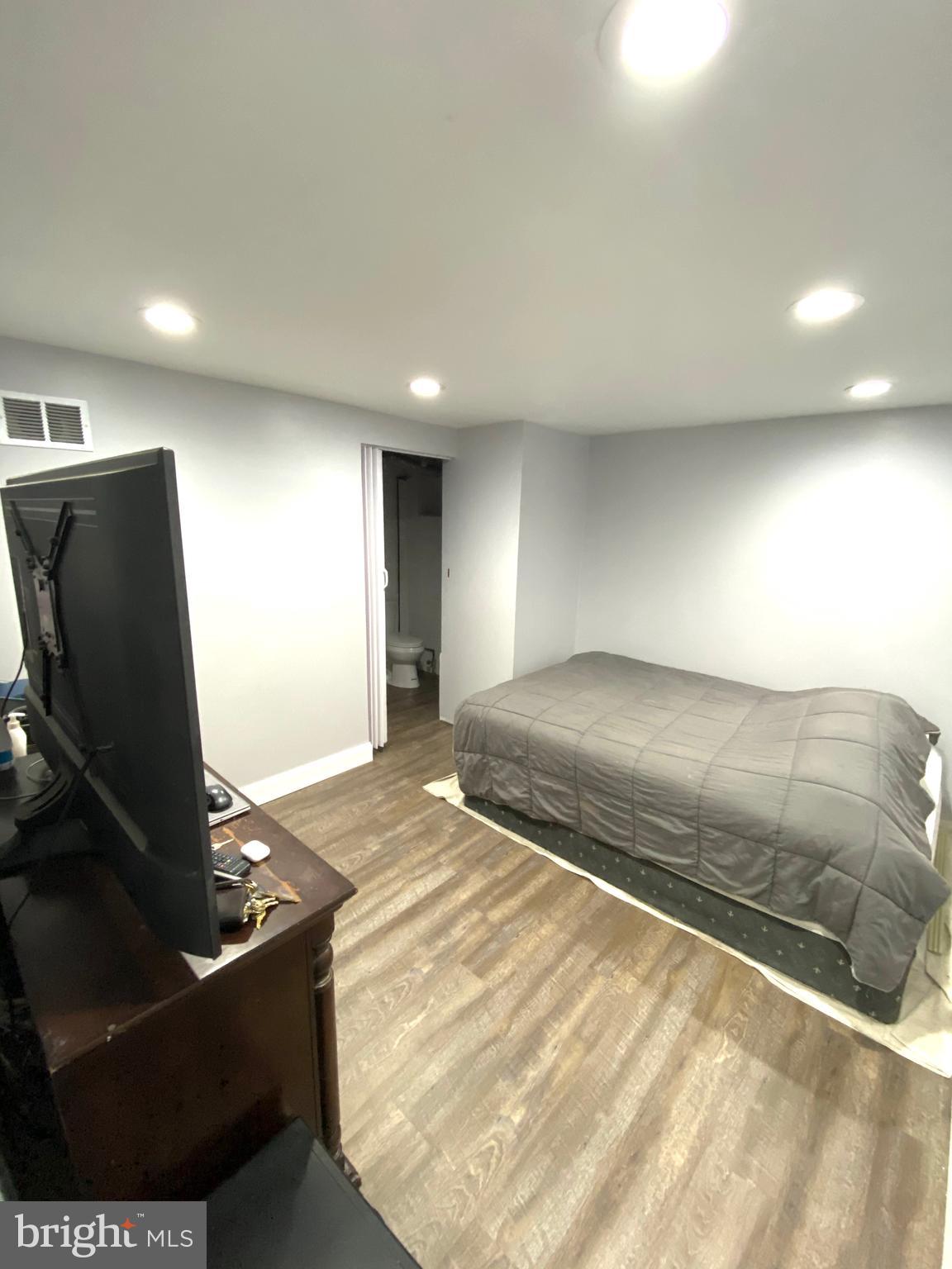 8065 Gray Haven Road Baltimore, MD 21222 - Photo 23 of 26
