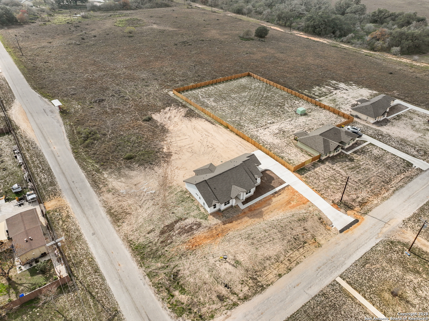 70 Log Cabin Way Poteet, TX 78065 - Photo 12 of 17