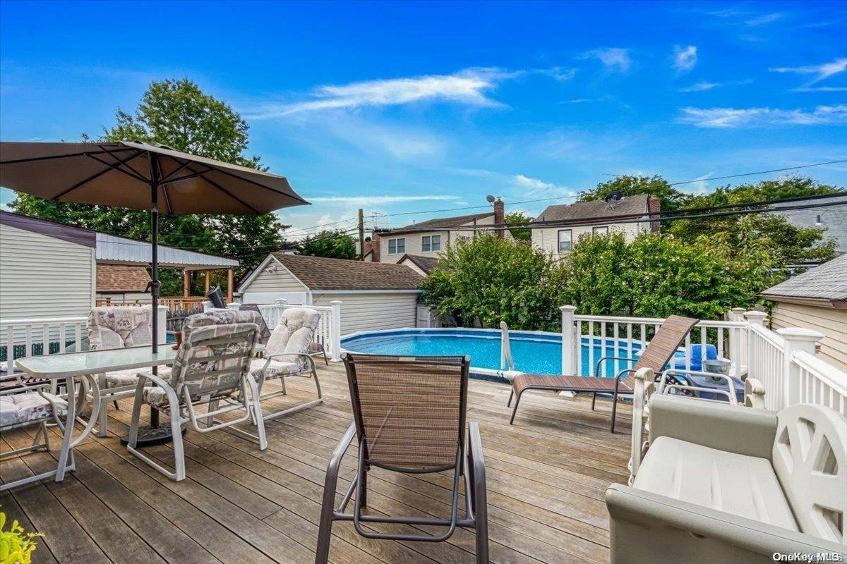 84-48 252nd Street Queens, NY 11426 - Photo 21 of 26