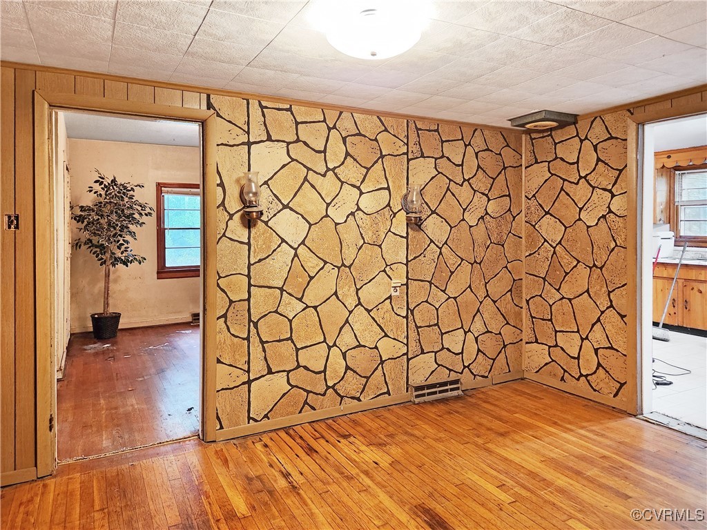 2344 Old Hanover Road Sandston, VA 23150 - Photo 5 of 14 Gallery Image 5