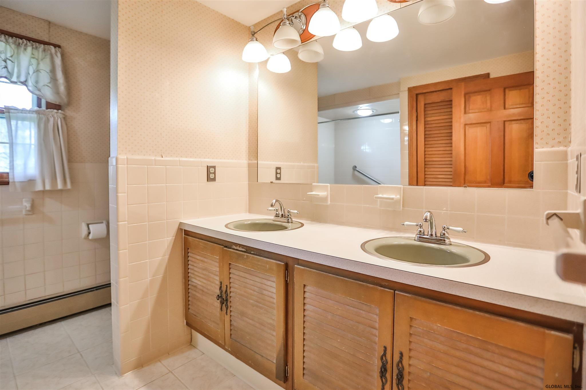 132 Ashdown Road Clifton Park, NY 12019 - Photo 41 of 56 Photo 41