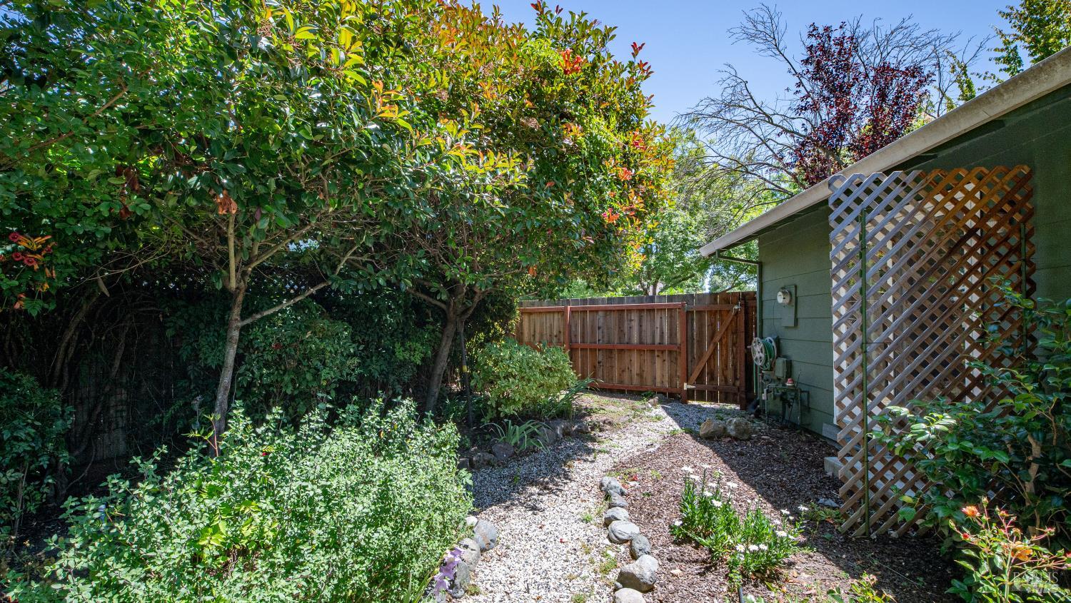 3609 Lurline Way Santa Rosa, CA 95405 - Photo 23 of 26