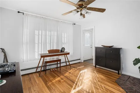 $620,000 | 4 Halsey Avenue, Middletown, RI 02842