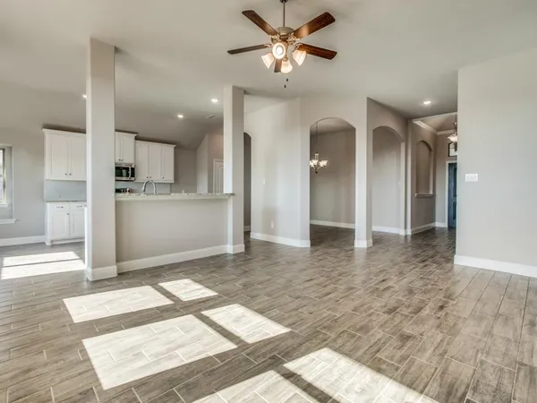 $2,395 | 533 Redbud Drive, Royse City, TX 75189