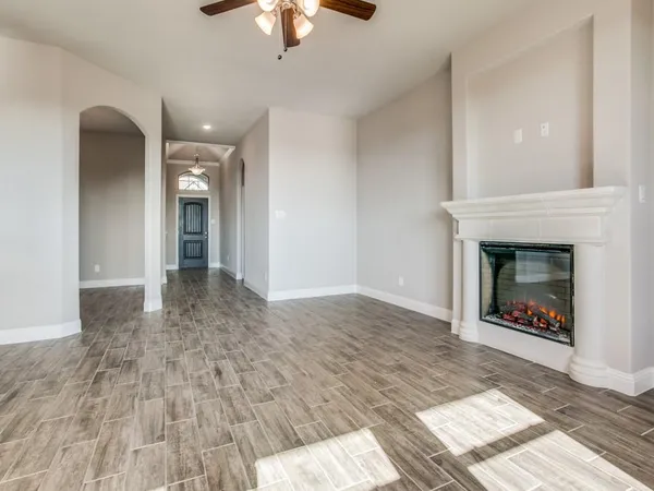 $2,395 | 533 Redbud Drive, Royse City, TX 75189