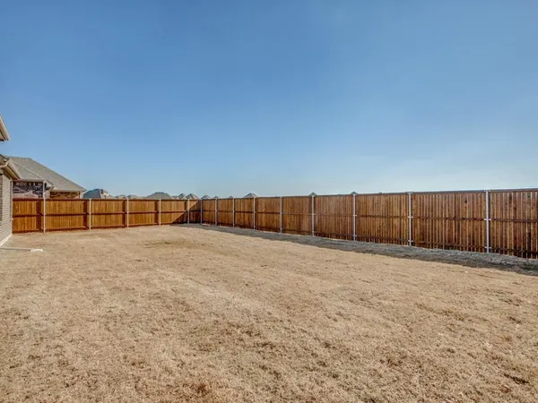 $2,395 | 533 Redbud Drive, Royse City, TX 75189