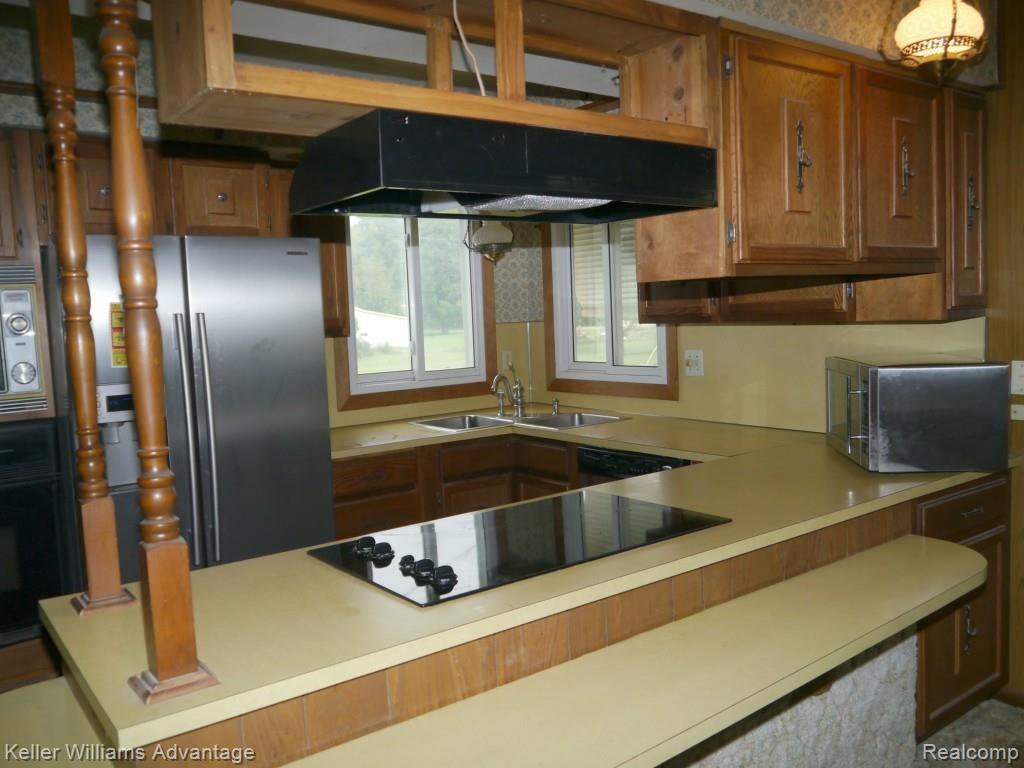 6196 North Burkhart Road Howell, MI 48855 - Photo 6 of 13 P1020646.jpg
