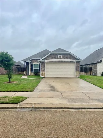 $2,400 | 2506 Leyla Lane, College Station, TX 77845