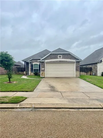 $2,400 | 2506 Leyla Lane, College Station, TX 77845
