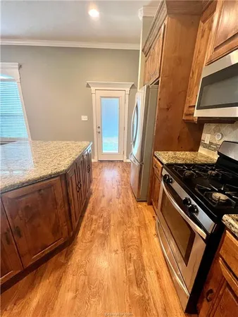 $2,400 | 2506 Leyla Lane, College Station, TX 77845