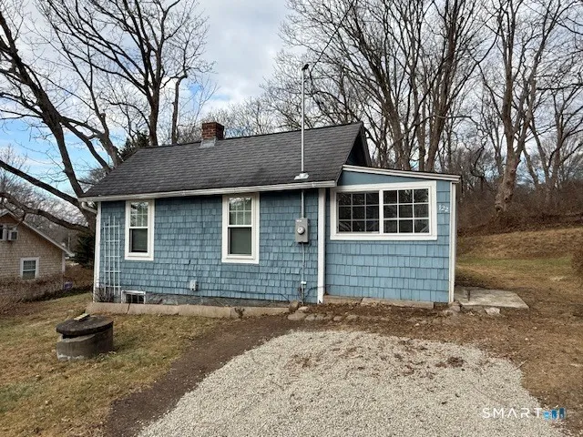 $1,700 | 122 Brook Street, Groton, CT 06340