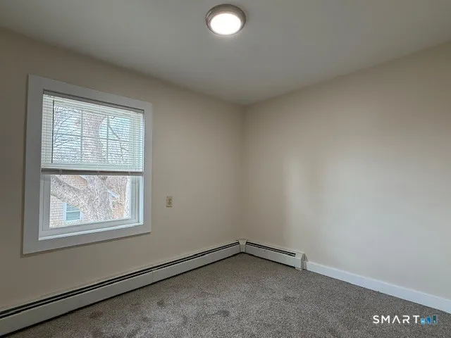 $1,700 | 122 Brook Street, Groton, CT 06340