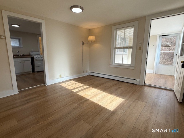 122 Brook Street Groton, CT 06340 - Photo 5 of 7