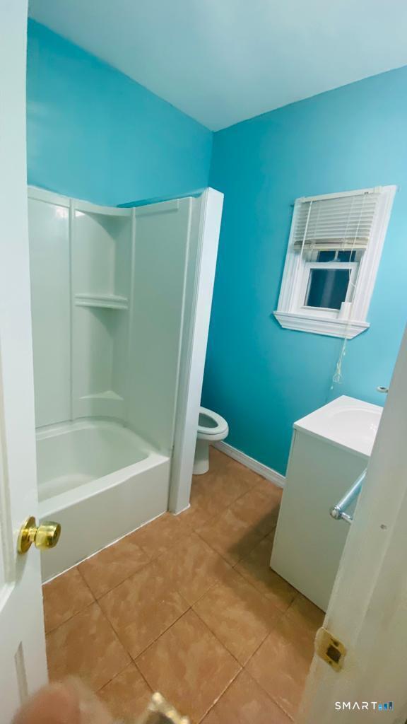 210 Smith Street Bridgeport, CT 06607 - Photo 10 of 18
