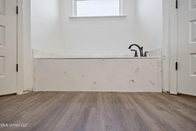 $327,900 | 13845 Wesley Banks Boulevard, Olive Branch, MS 38654