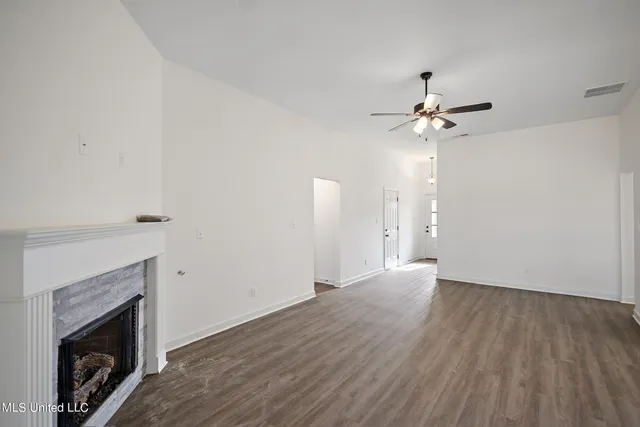 $327,900 | 13845 Wesley Banks Boulevard, Olive Branch, MS 38654