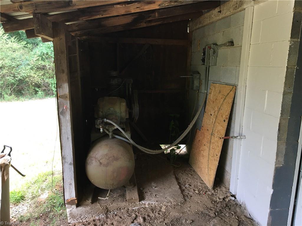 7139 Wright Road Thomasville, NC 27360 - Photo 16 of 17 Gallery Image 16